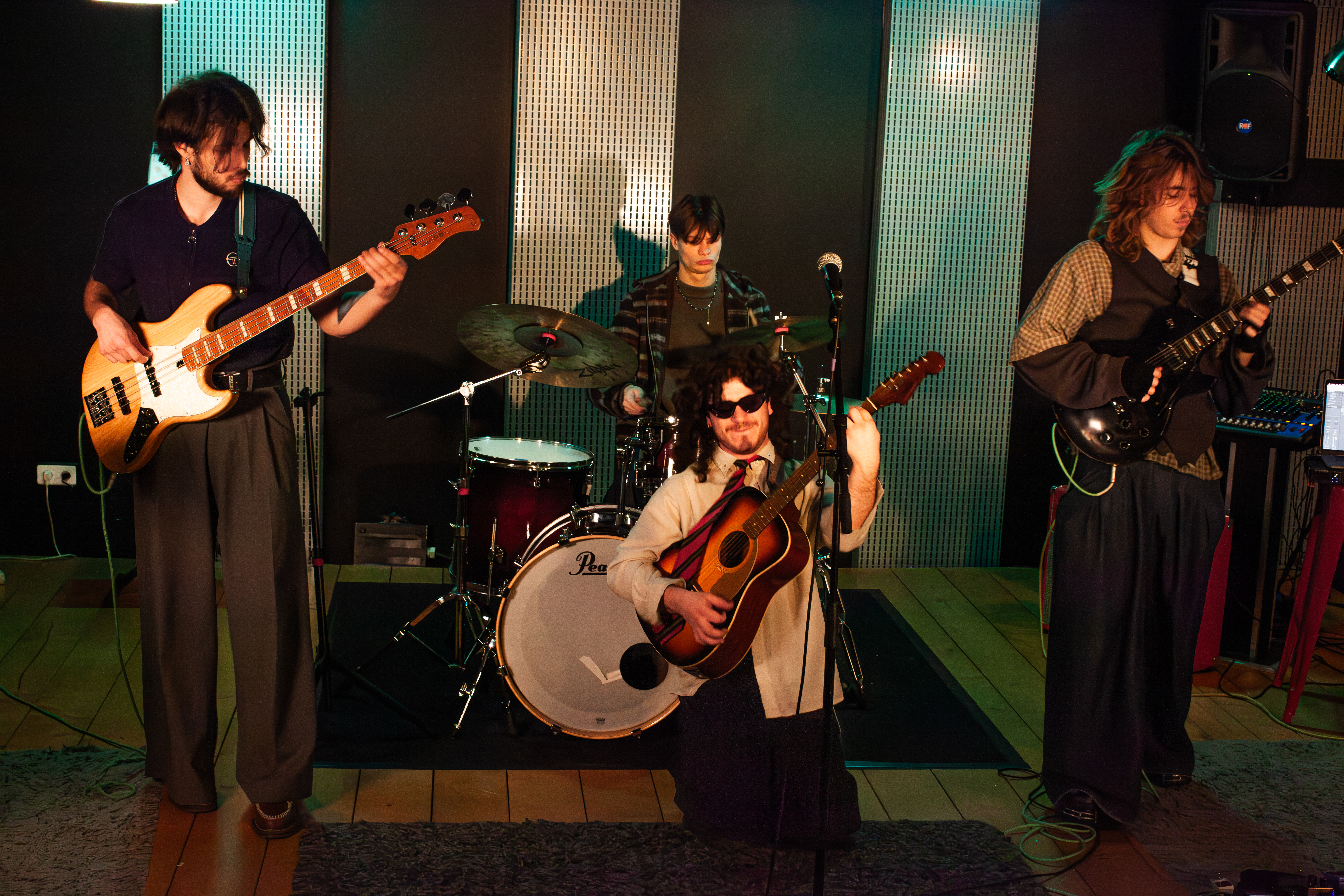 West Ocean Select - Performance Live